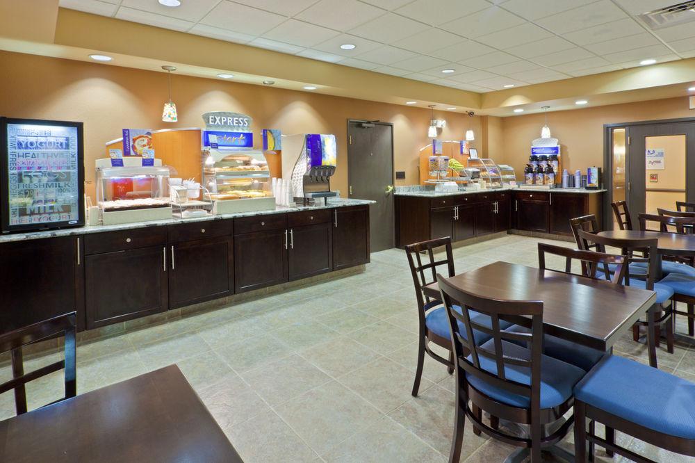 Holiday Inn Express & Suites Ashtabula-Geneva By Ihg Austinburg Extérieur photo