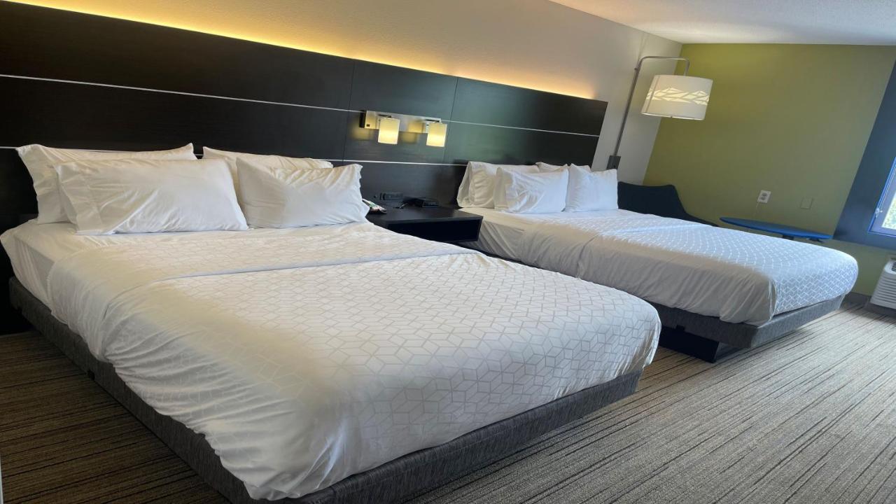 Holiday Inn Express & Suites Ashtabula-Geneva By Ihg Austinburg Extérieur photo