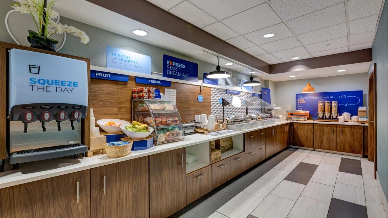 Holiday Inn Express & Suites Ashtabula-Geneva By Ihg Austinburg Extérieur photo