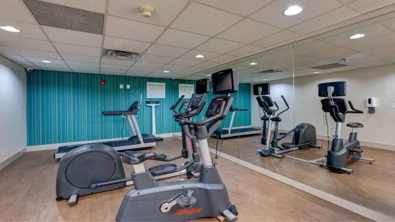 Holiday Inn Express & Suites Ashtabula-Geneva By Ihg Austinburg Extérieur photo