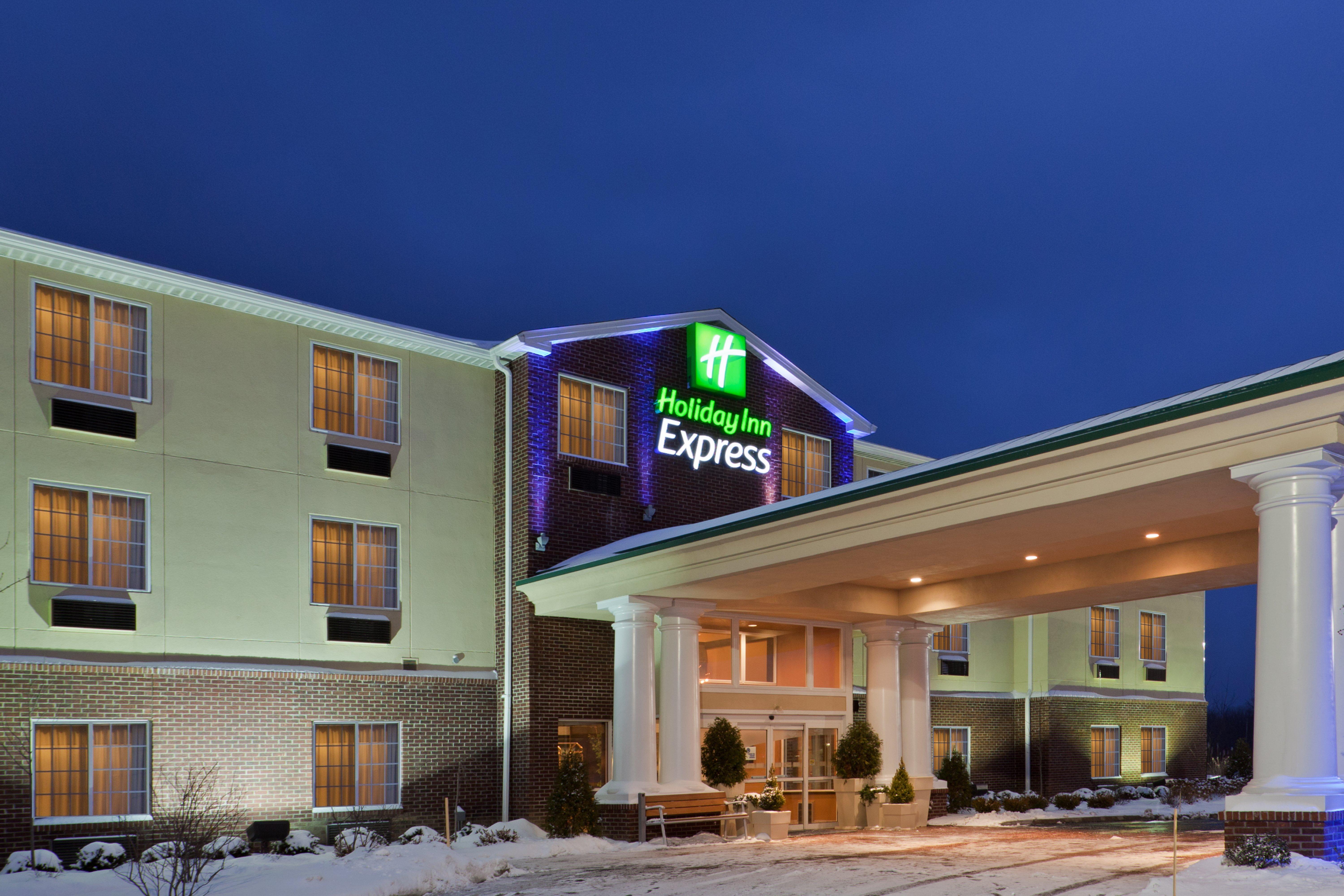 Holiday Inn Express & Suites Ashtabula-Geneva By Ihg Austinburg Extérieur photo